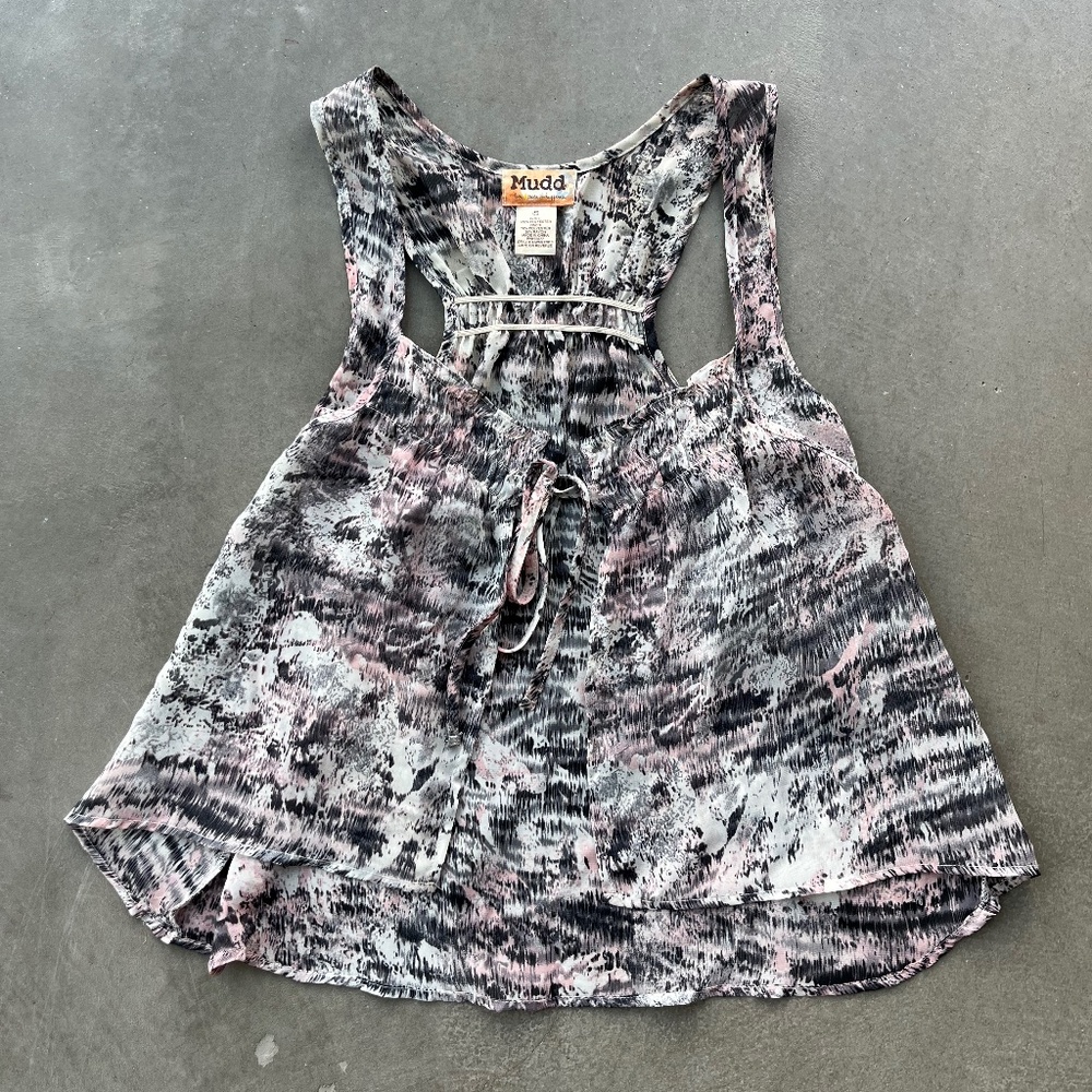 MUDD Tie Top